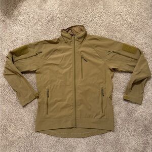 Beyond Rig Softshell tactical Jacket, Coyote Brown made in USA medium